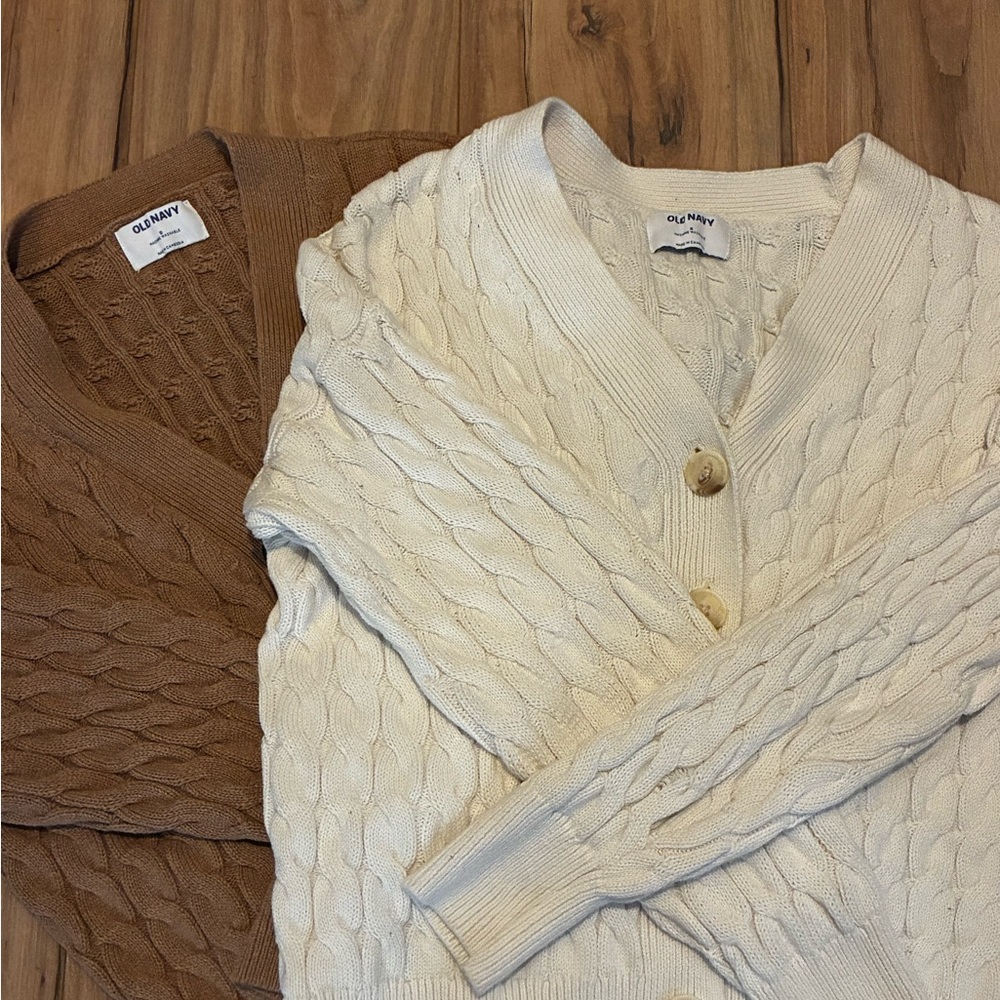 Old Navy Cable Knit Cardigan in Warm Brown and cream duo